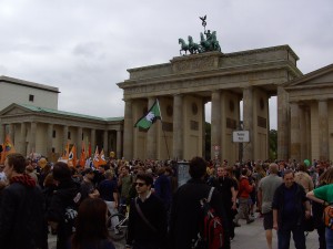 Freiheit statt Angst 2011 - Pariser Platz 02 - Anonymous